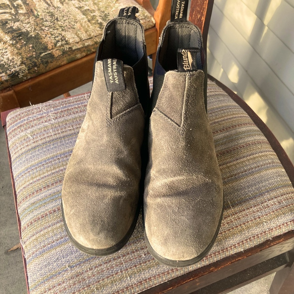 Blundstones boots
